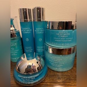NEW! Quench micro water complex 8 piece skincare set